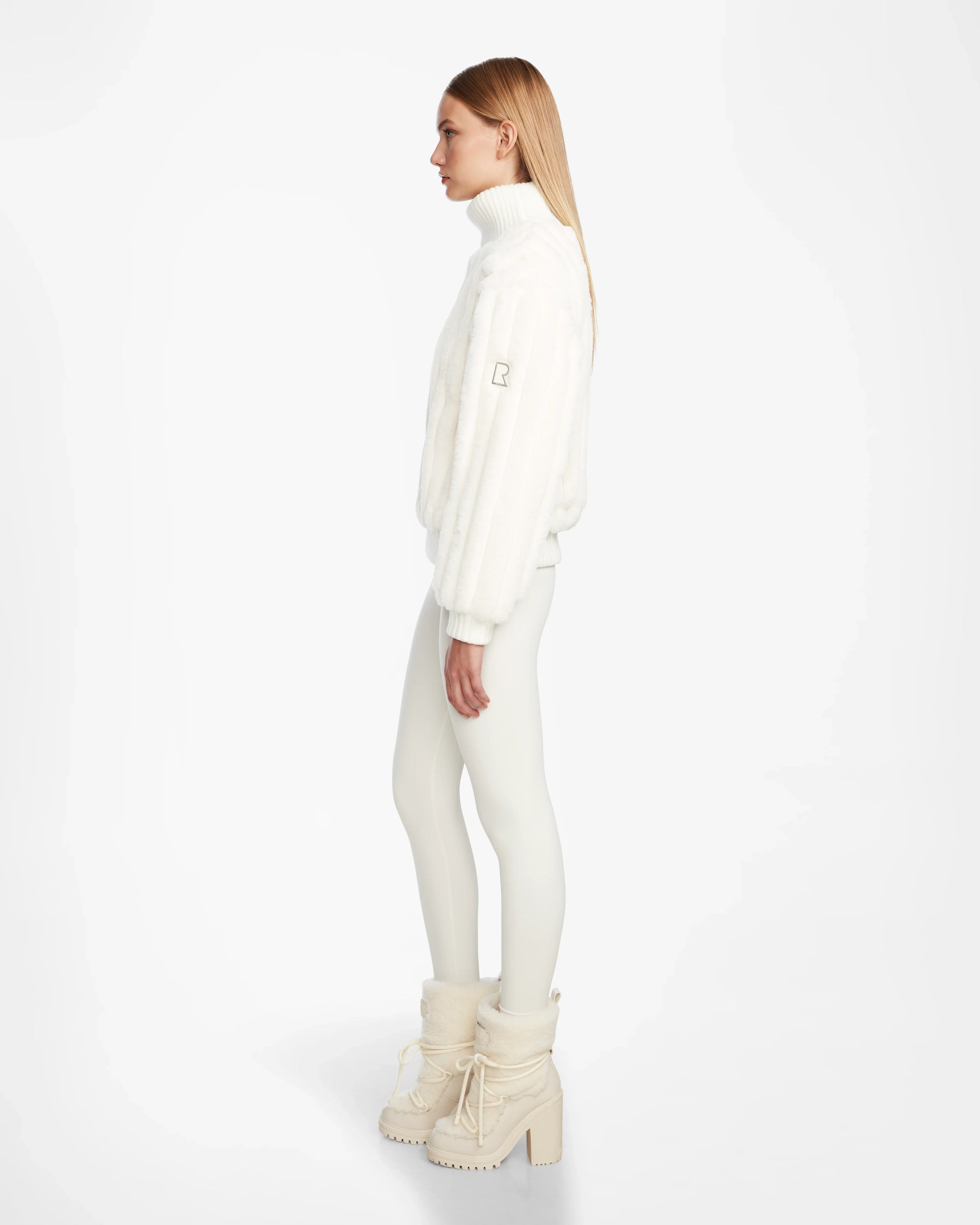 LAYLA - 8524610 Iceland