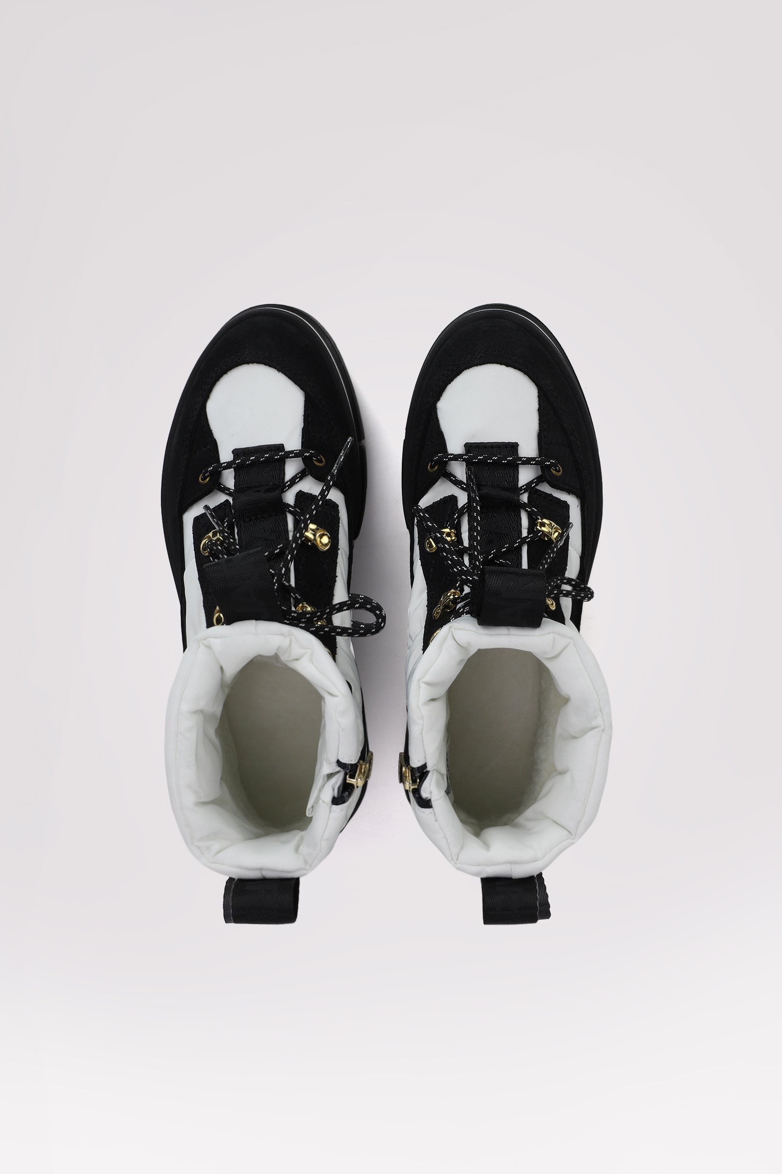 Helicon Women's Boot w/Ice Gripper