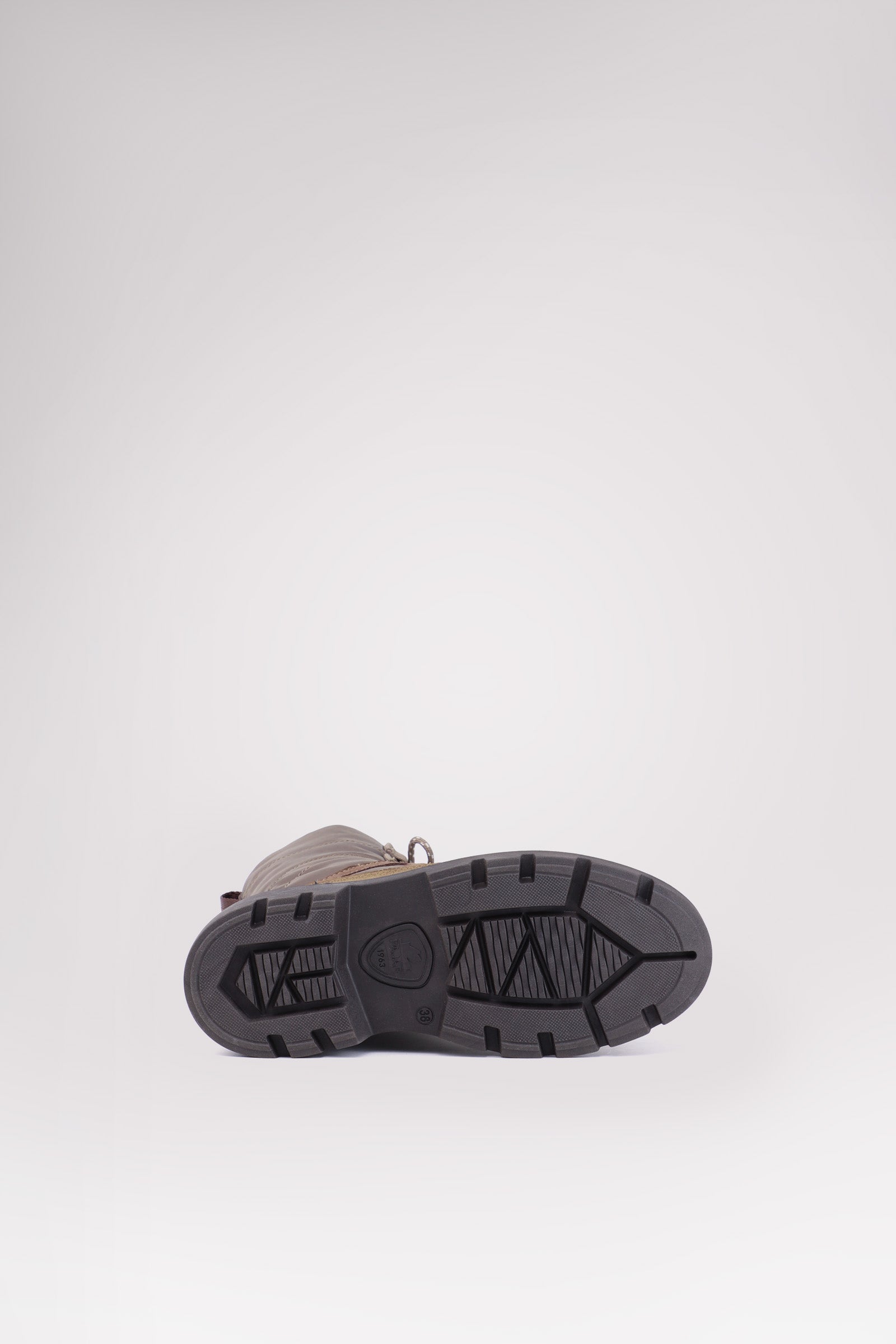 Verana Low Women's Lace Up Boot w/Zip