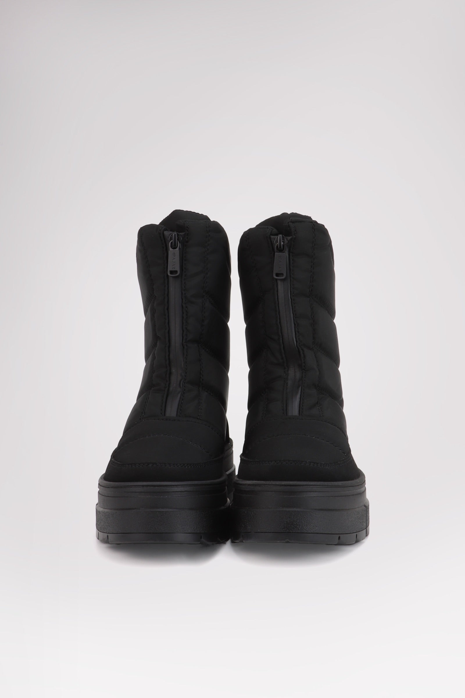 Helene Women's Boot w/Ice Grippers