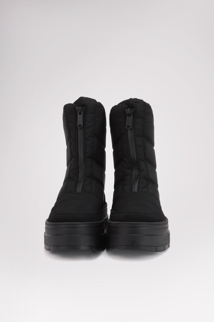 Helene Women's Boot w/Ice Grippers