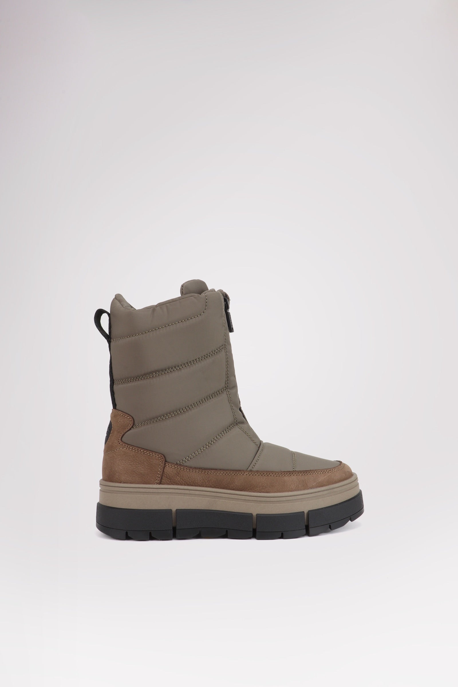 Helene Women's Boot w/Ice Grippers