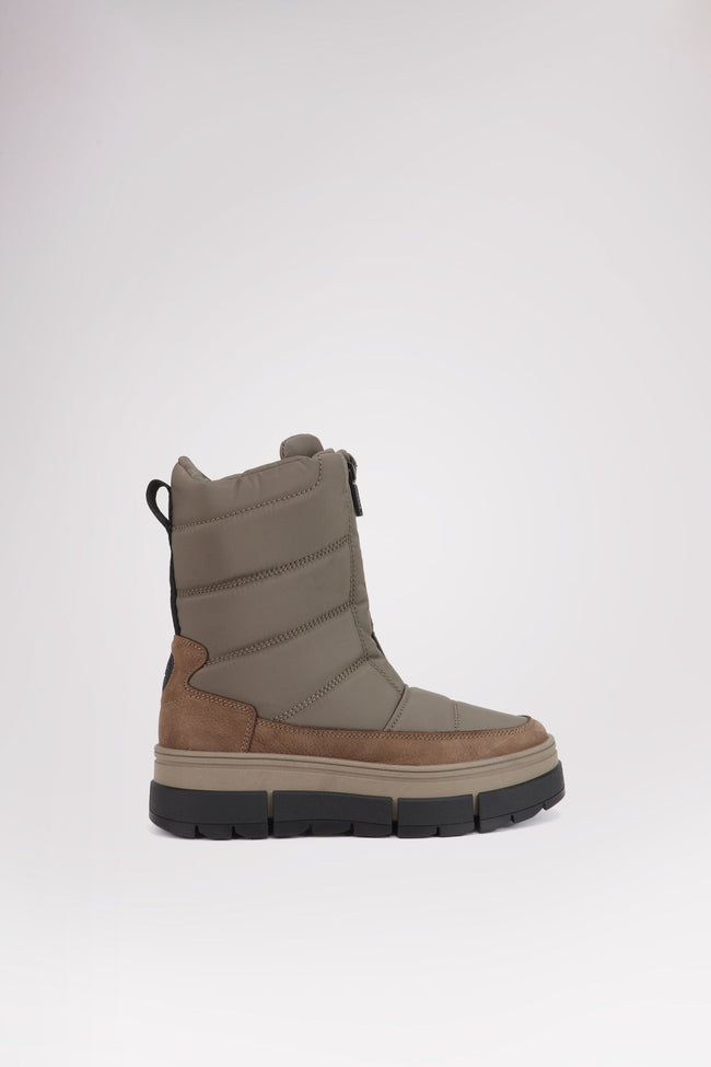 Helene Women's Boot w/Ice Grippers