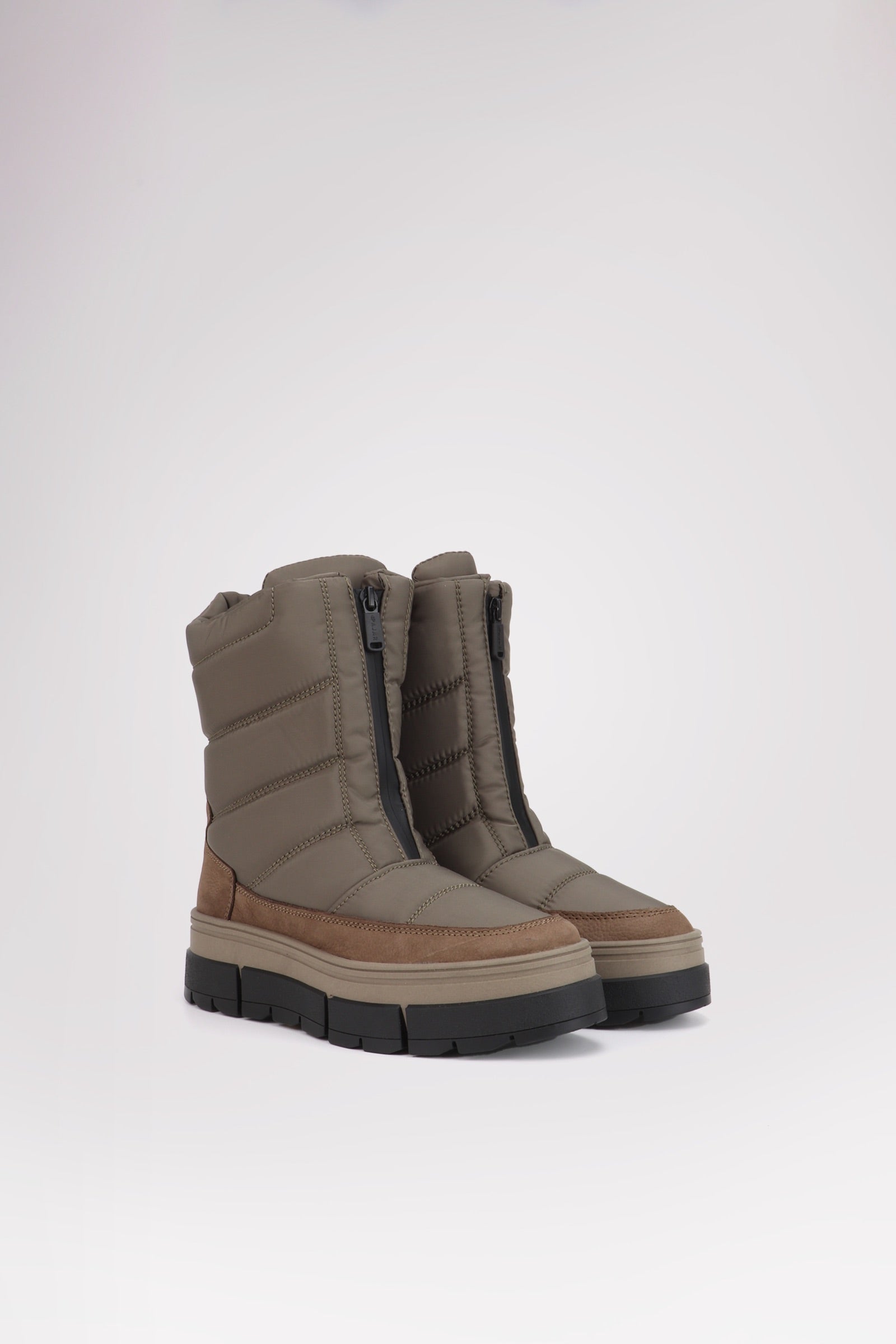 Helene Women's Boot w/Ice Grippers