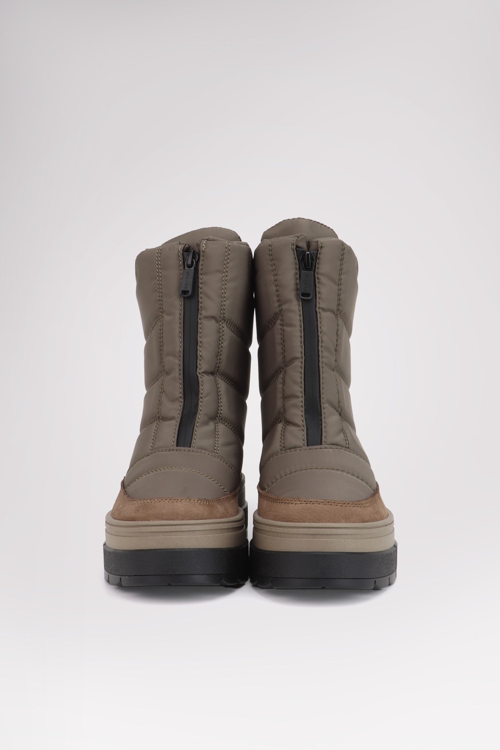 Helene Women's Boot w/Ice Grippers