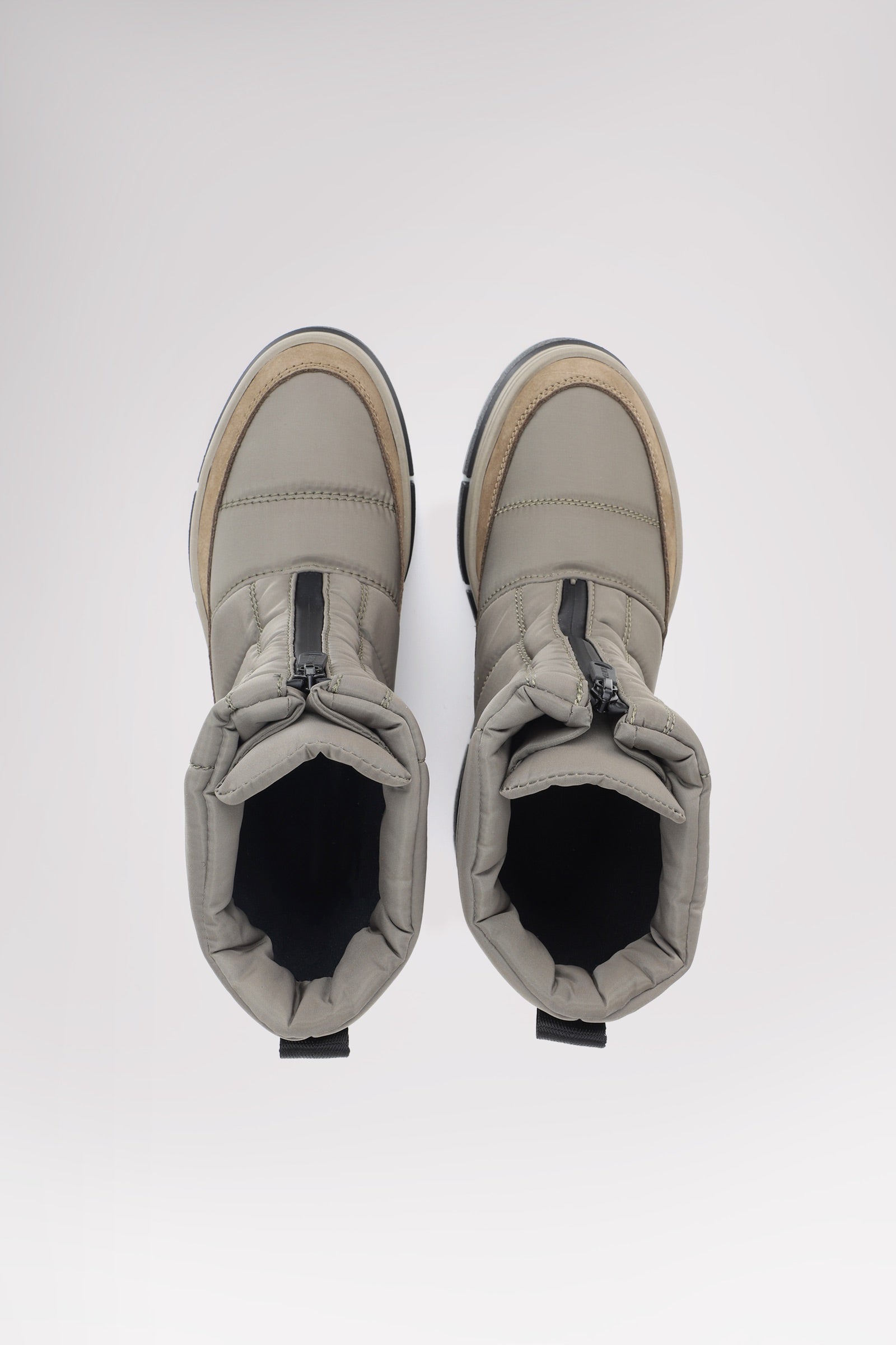 Helene Women's Boot w/Ice Grippers