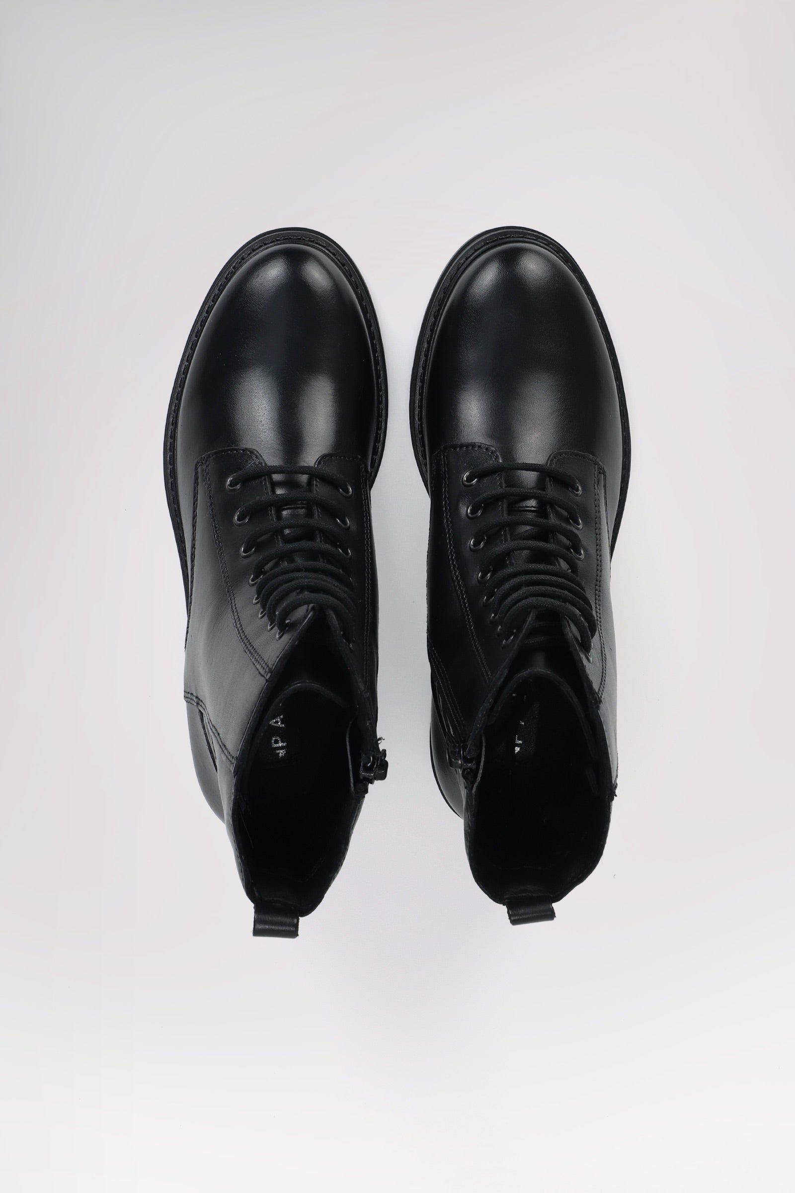 Monterey Women's Lace Up Boot