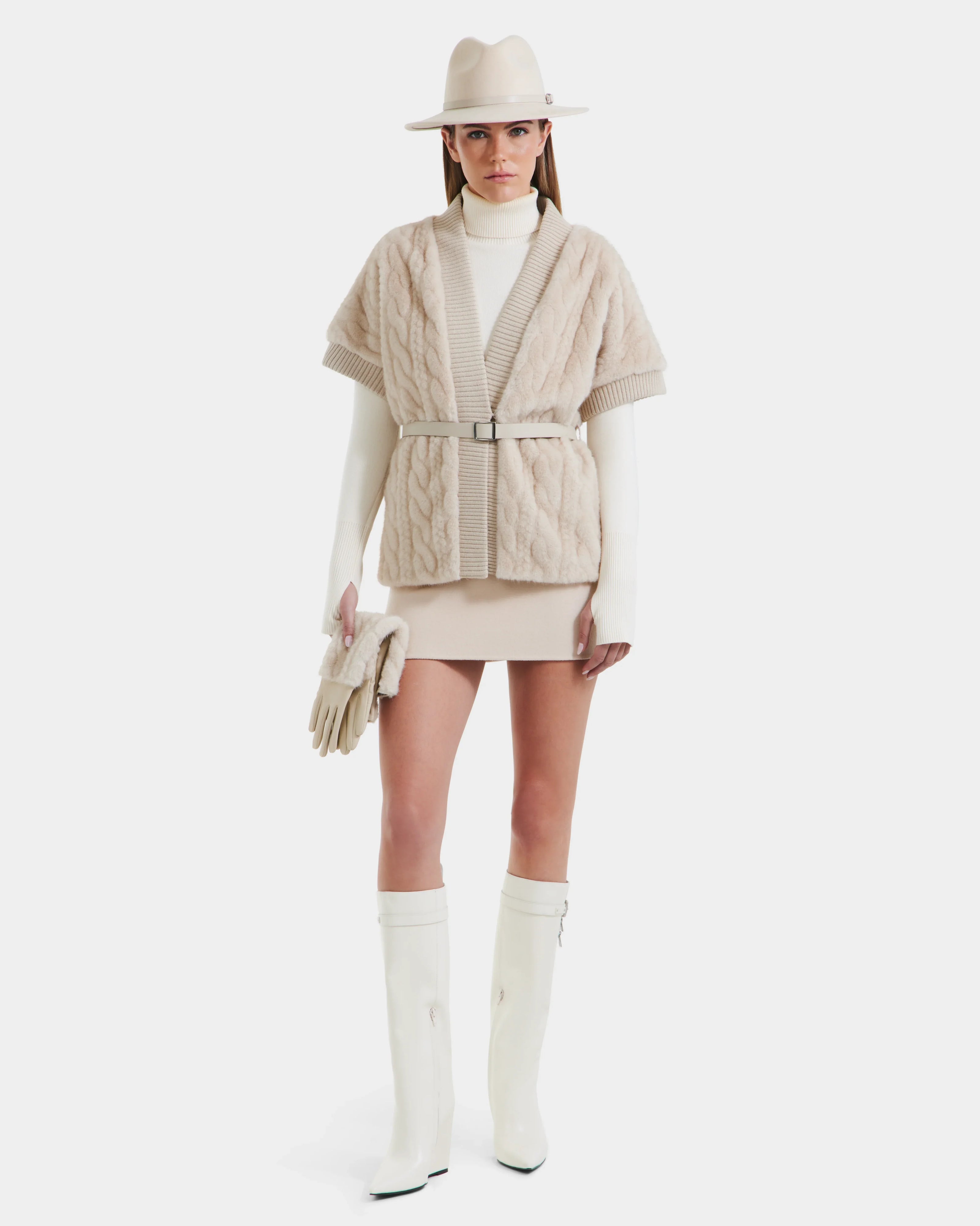 MENDOTA F - 8525561 Vanilla