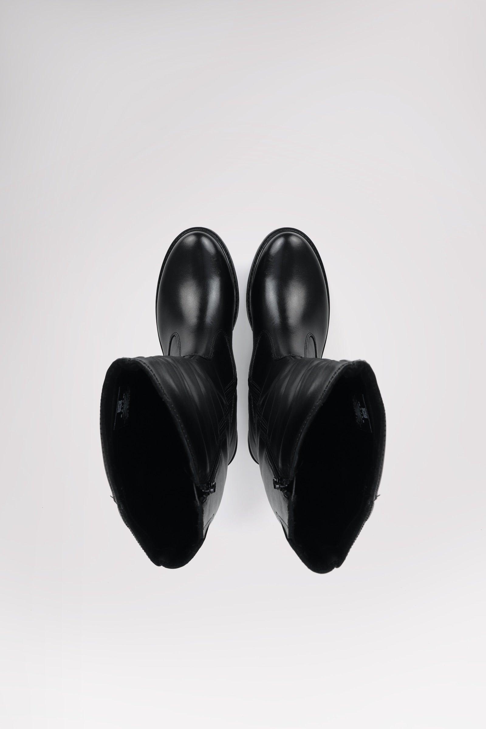 Riga Women's High Side Zip Boot