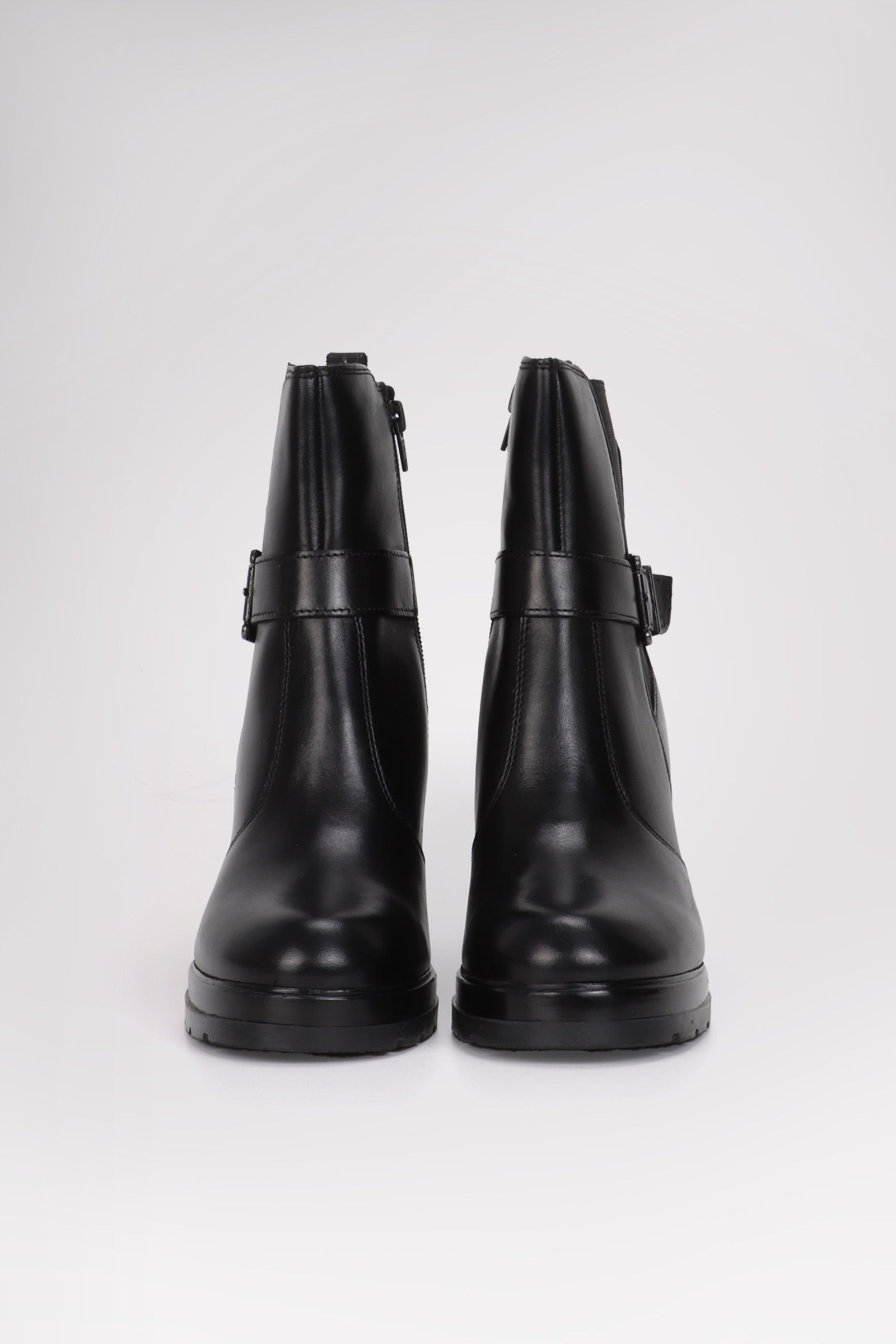 San Remo Women's Side Zip Boot