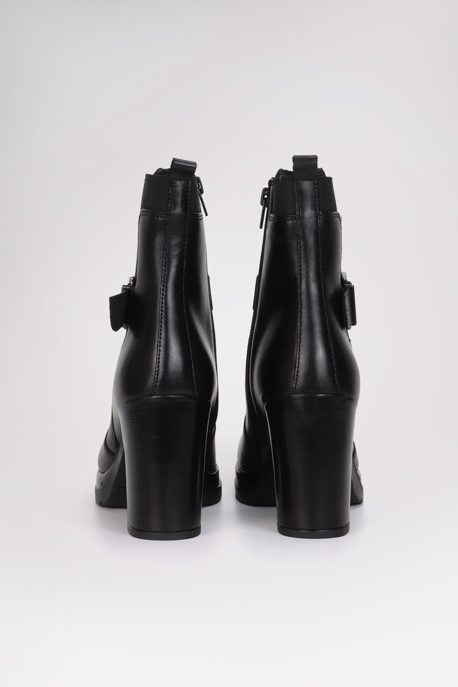 San Remo Women's Side Zip Boot