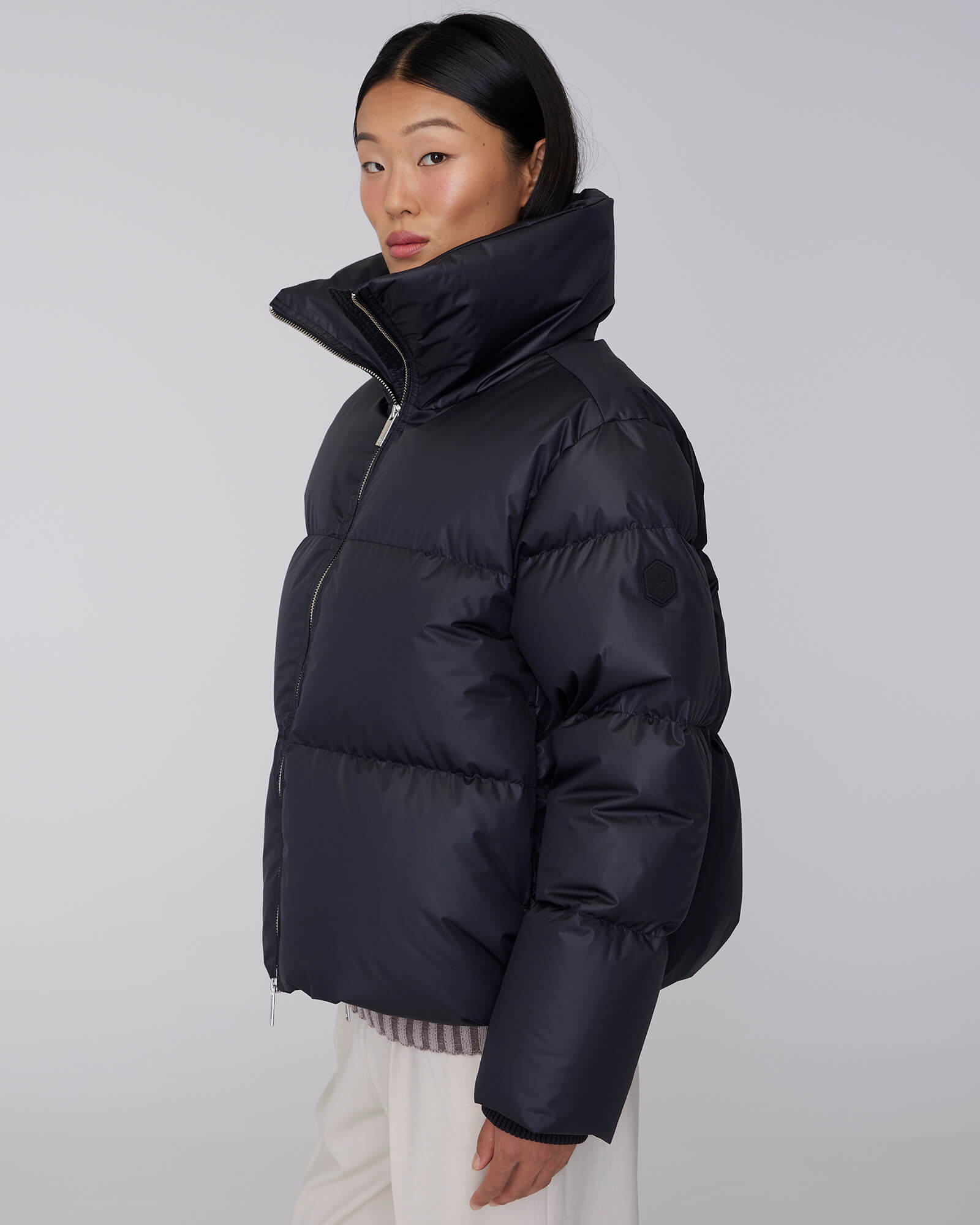 GISELE SHORT | Down Puffer Jacket