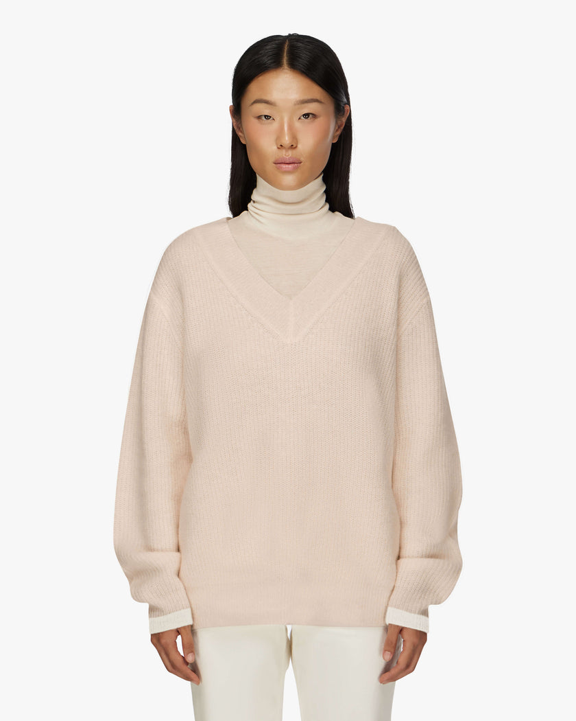 KATRINA | V-neck Sweater