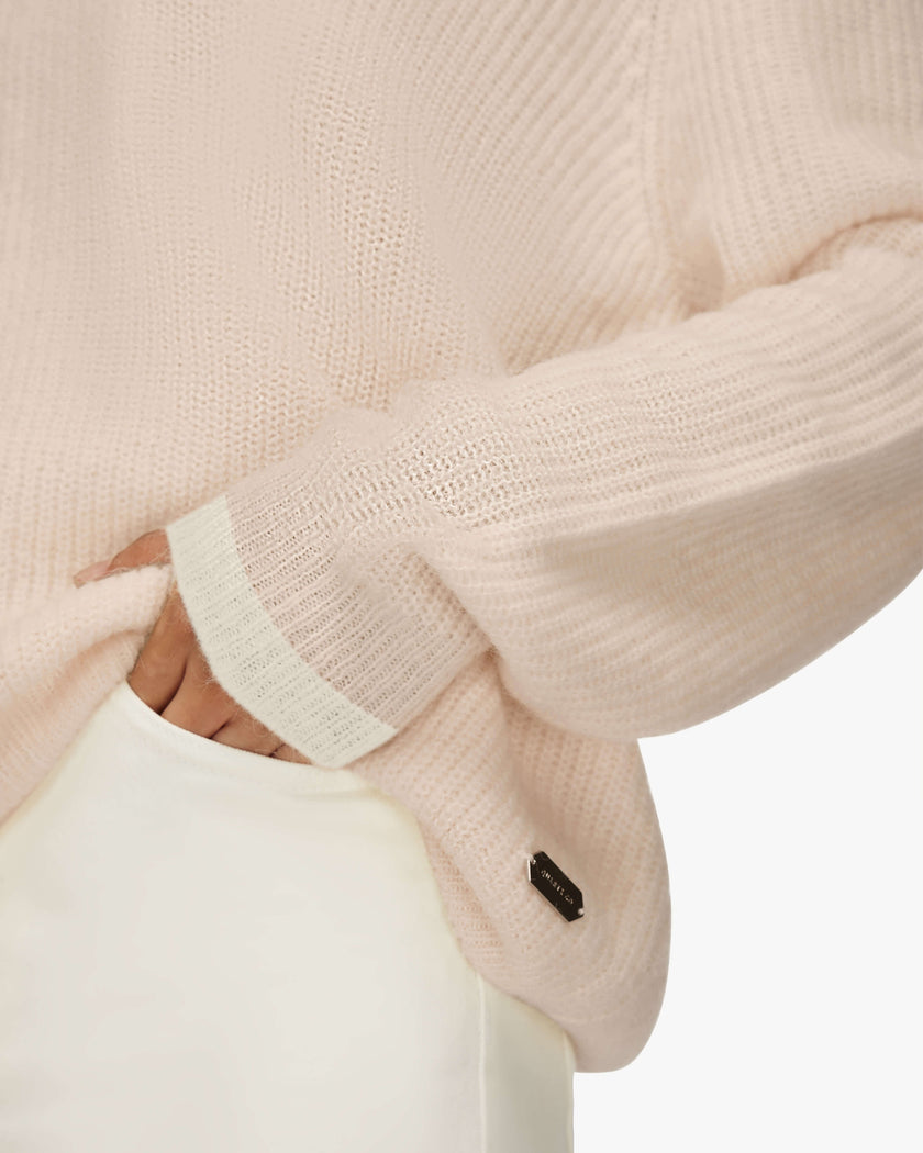 KATRINA | V-neck Sweater