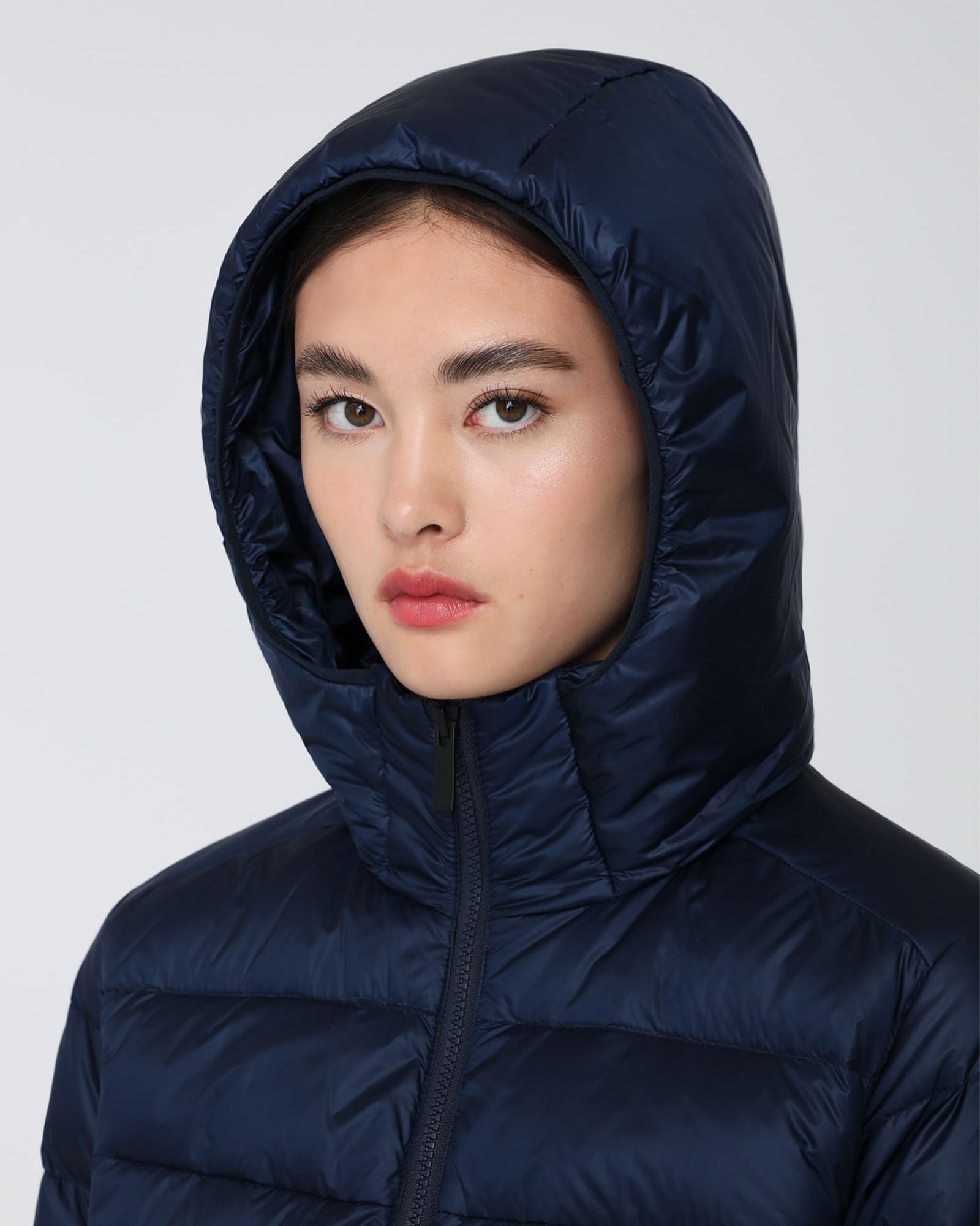 LIVIA MID | Lightweight Hooded Down Jacket