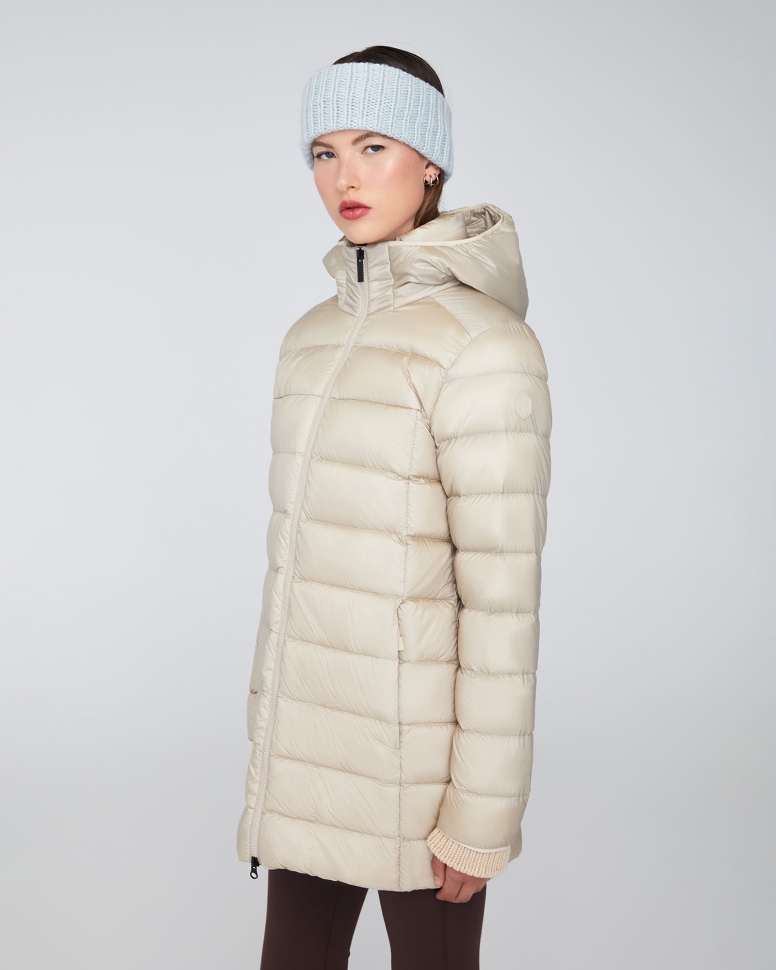LIVIA MID | Lightweight Hooded Down Jacket