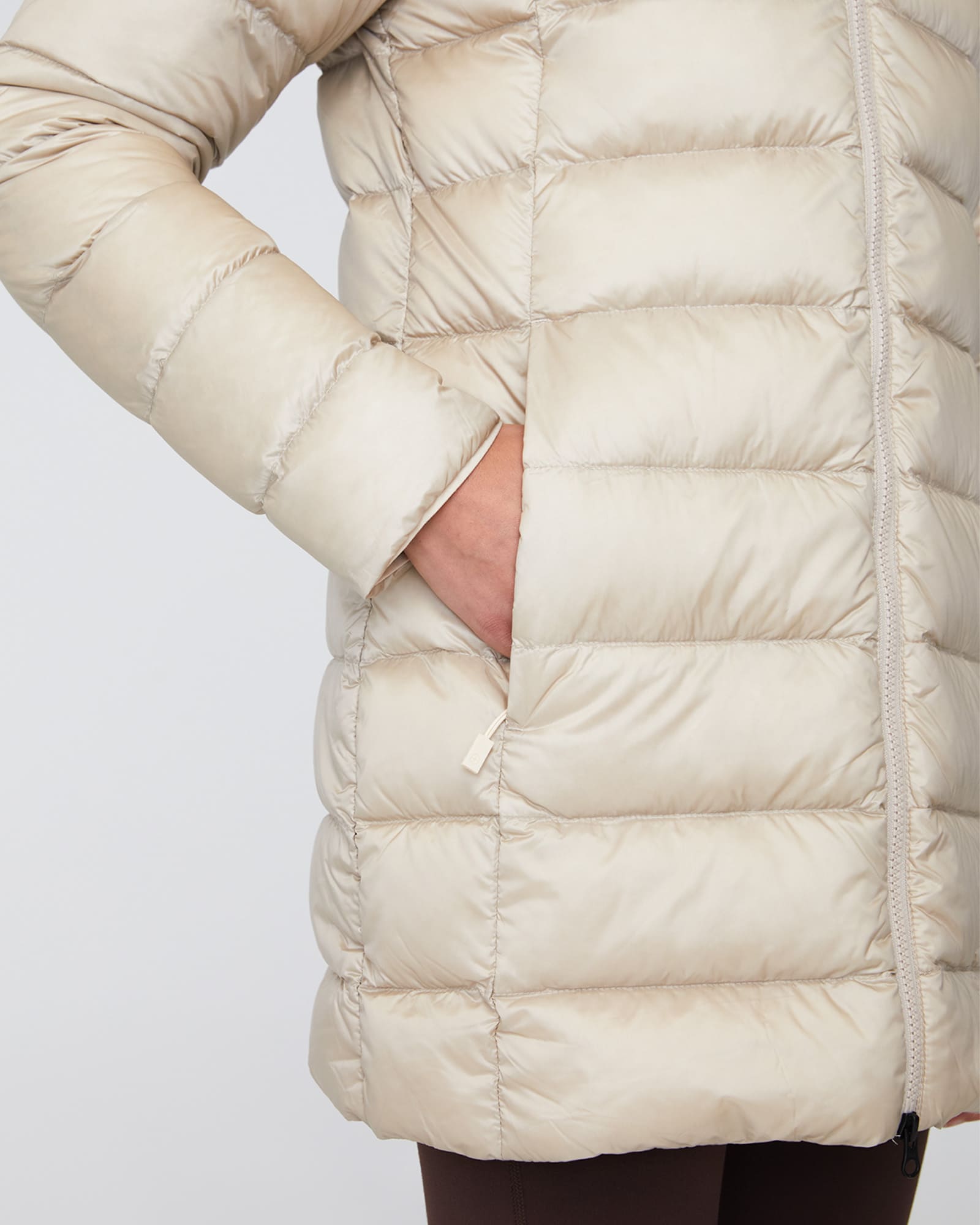 LIVIA MID | Lightweight Hooded Down Jacket