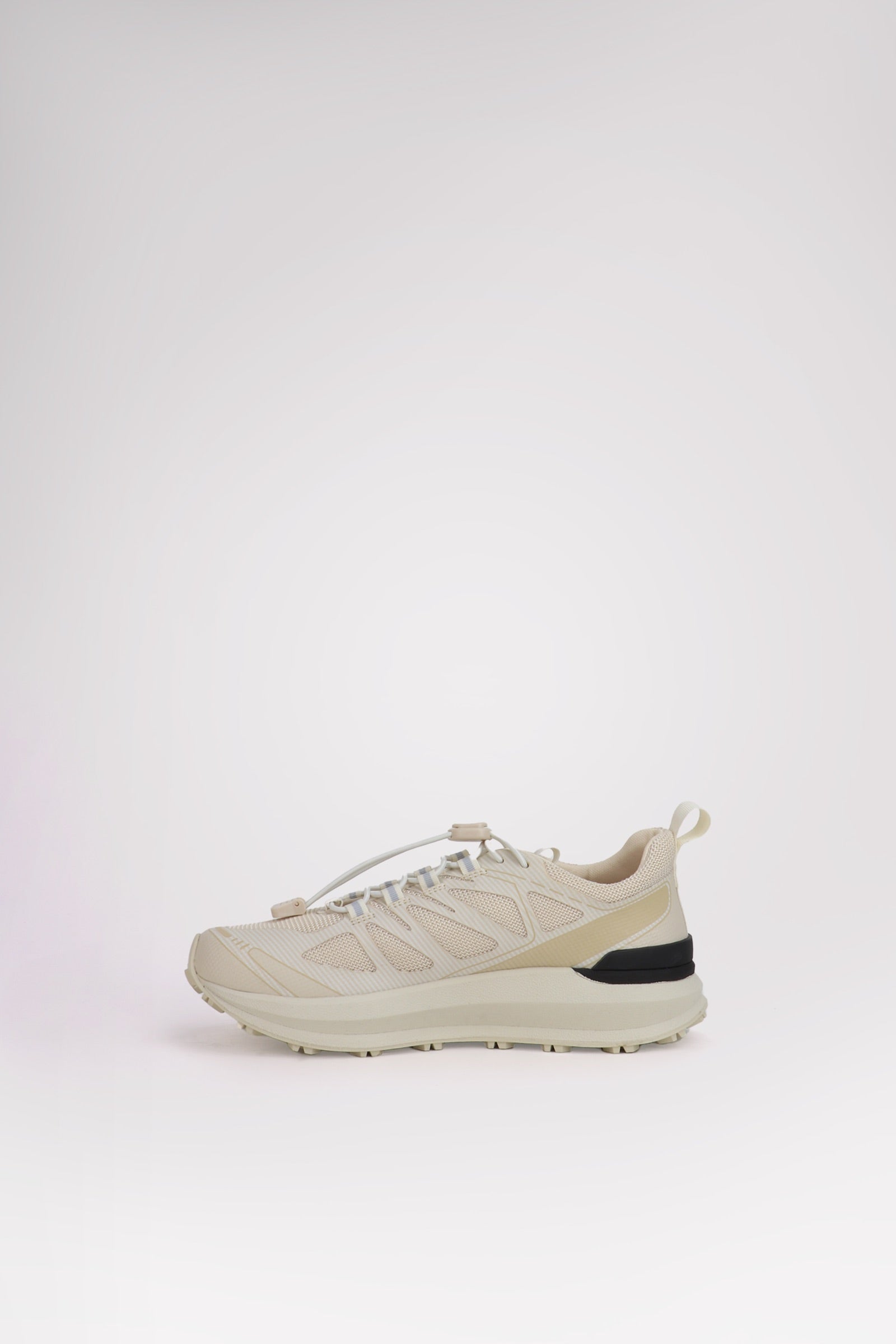 Urban Trail 009 W Women's Athletic Sneaker